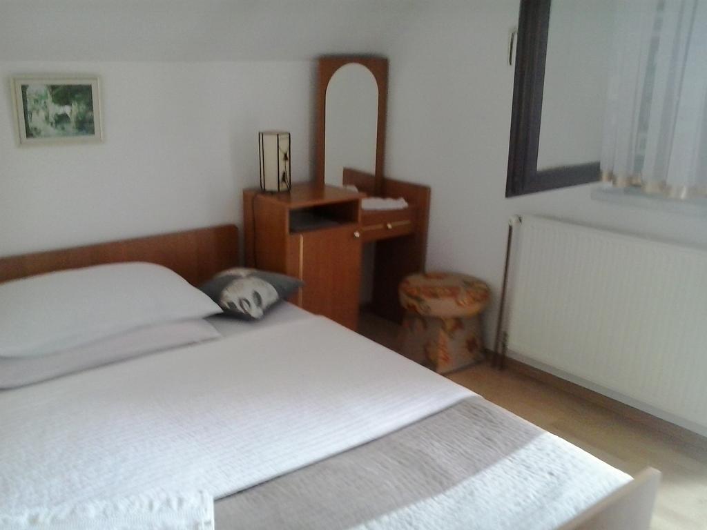Guesthouse Tomas Čatrnja Zewnętrze zdjęcie