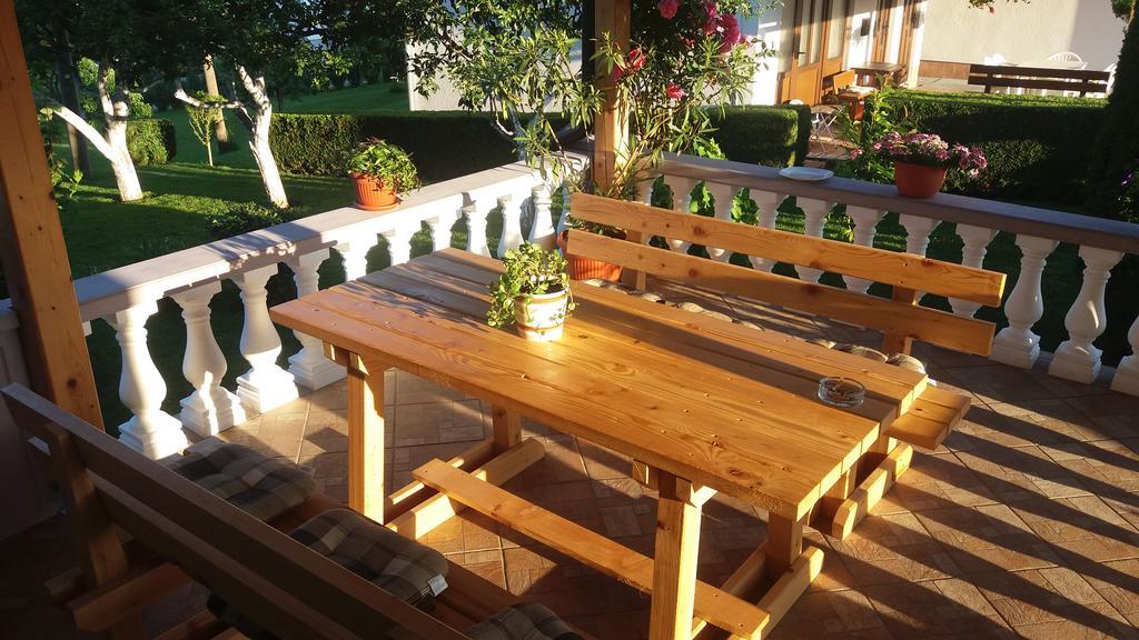 Guesthouse Tomas Čatrnja Zewnętrze zdjęcie