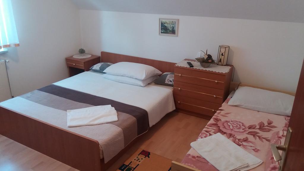 Guesthouse Tomas Čatrnja Zewnętrze zdjęcie
