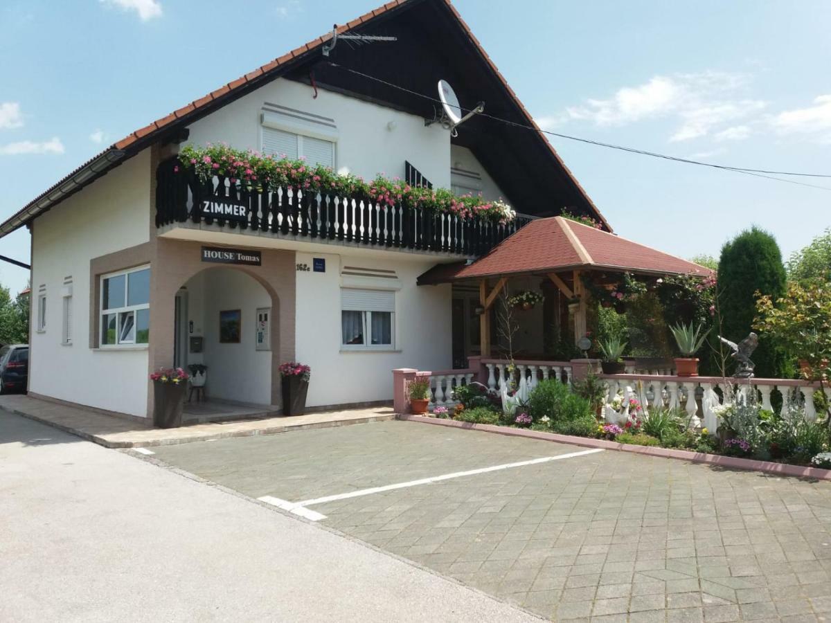 Guesthouse Tomas Čatrnja Zewnętrze zdjęcie